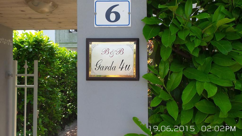 B&B Garda 4U Десенцано дел Гарда Екстериор снимка