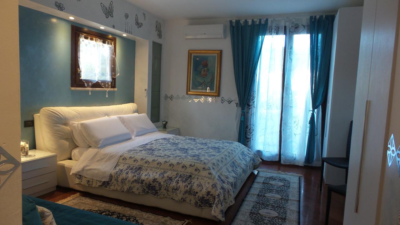 B&B Garda 4U Десенцано дел Гарда Екстериор снимка