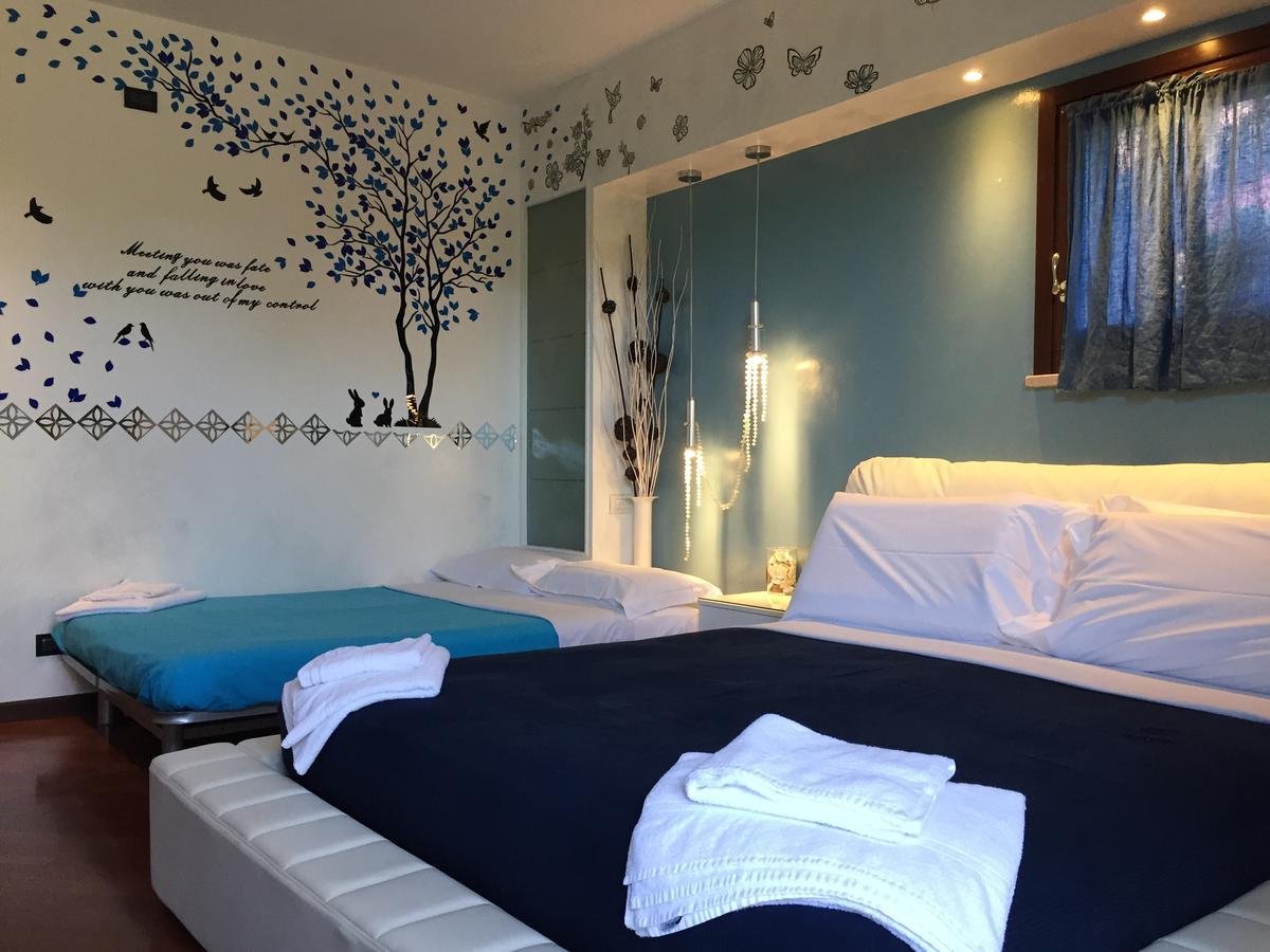 B&B Garda 4U Десенцано дел Гарда Екстериор снимка
