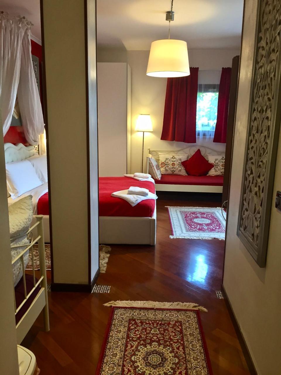 B&B Garda 4U Десенцано дел Гарда Екстериор снимка